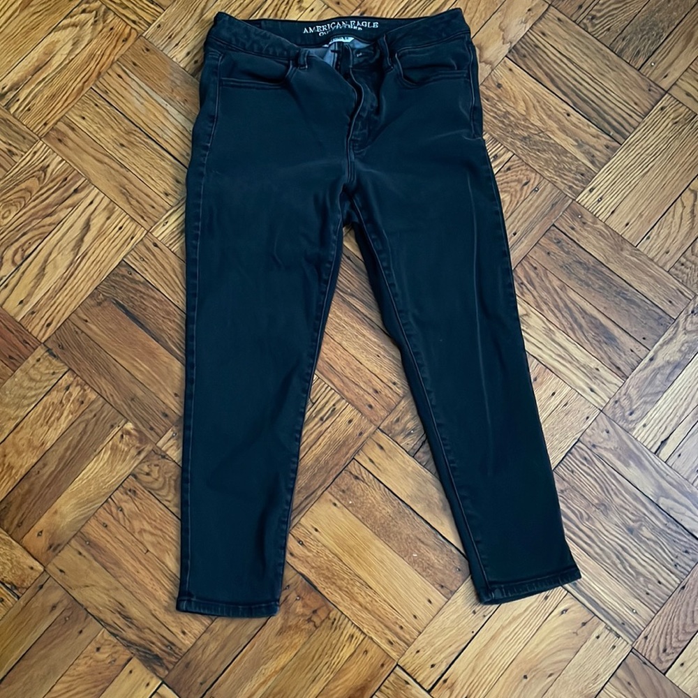 Cropped American Eagle Black Jeans